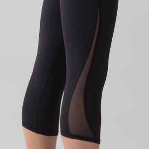 Lululemon Train Times Crop 17"